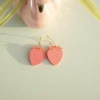 Boucles d oreilles fraises unies 1